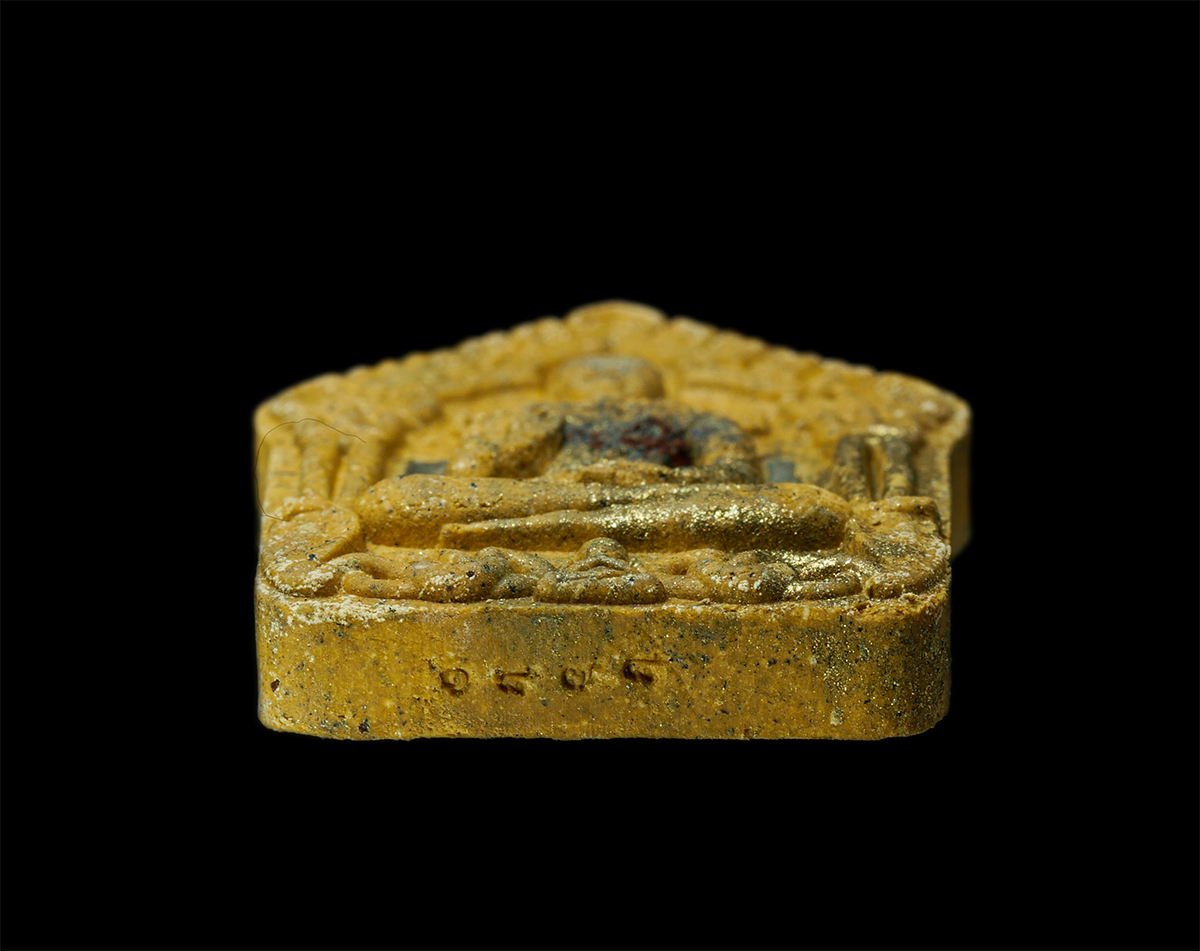 21May25 (28)b3p.jpg - พระขุนแผนผงพรายกุมาร รุ่นแรก หลวงพ่อแฮ้ว จนฺทสโร(พระครูจันทสรคีรีรักษ์) วัดยางเอน ต.ห้วยทับมอญ อ.เขาชะเมา จ.ระยอง ปี2559 บารมีมหาลาภ สร้างพระอุโบสถ ผง [..] | https://kamulet.in.th